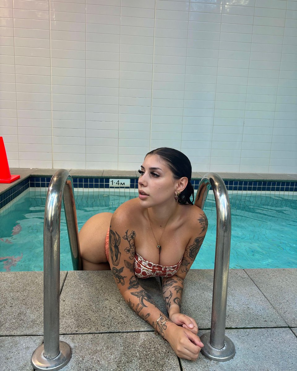 Scarlett Ray 🍑 tweet media