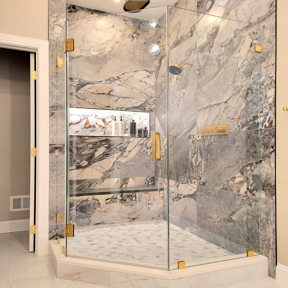 GlassSimple1's tweet photo. Enjoy this stunning glass shower featured in today's Houzz project. https://t.co/Xevr4bSxUZ #customshower #luxuryshower #clearglassshower #glassshowerenclosure #glassshowerdoors #bathroomremodel #showerdesign https://t.co/nMopgd7CdL