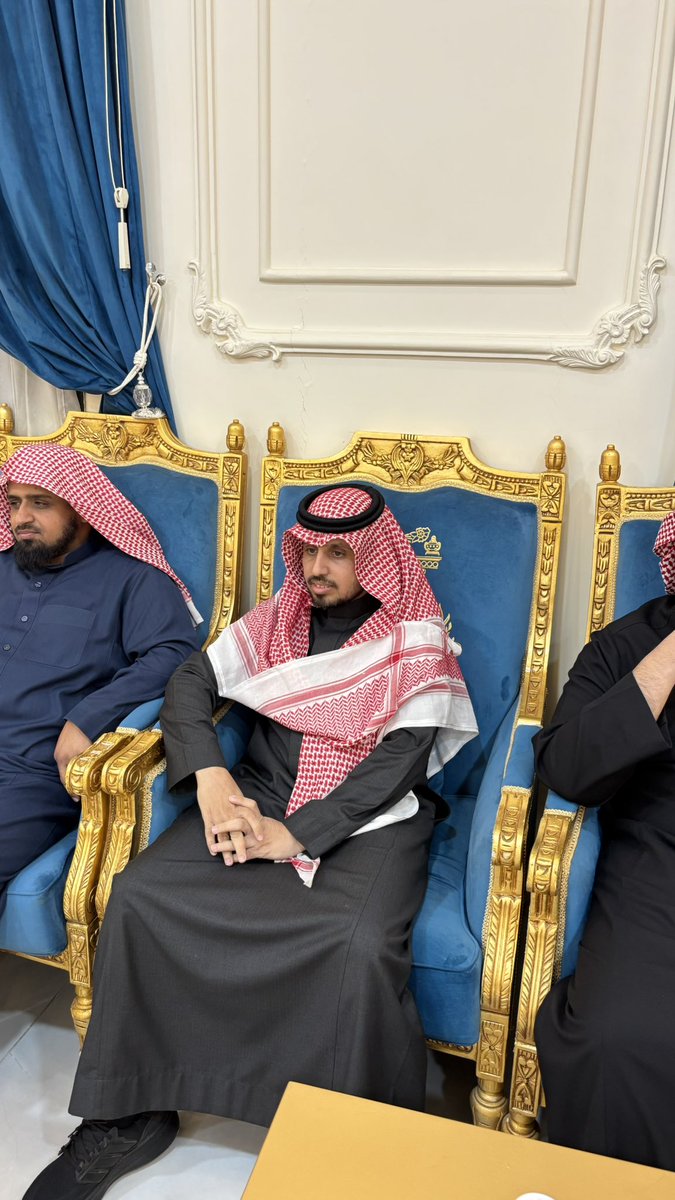 alaytam24's tweet photo. وكذلك بحضور رؤساء الدوائر الحكومية ورؤساء الجمعيات في قصر ابن عقيّل لتكون صورة حقيقية للتكاتف في دعم أبنائنا الأيتام.
#جمعية_الأيتام_بقصر_ابن_عقيّل https://t.co/5lUaDMf8jv