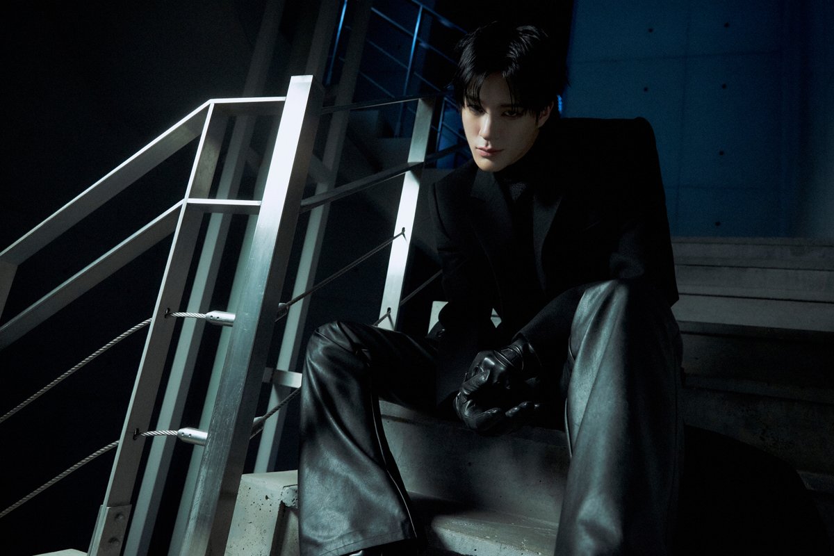 NCTsmtown's tweet image. NIGHT #JENO 

NCT JNJM 【BOTH SIDES - The 1st Mini Album】
➫ 2026.02.23 6PM (KST)

💿 Pre-order
NCTJNJM.lnk.to/BOTHSIDES

#NCTJNJM #BOTHSIDES
#NCTJNJM_BOTHSIDES