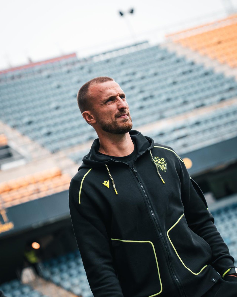 Muy orgulloso y feliz de poder volver a disfrutar de lo que más me gusta. Defender la camiseta de la <a href="/U_D_Almeria/">UD Almería</a> es un sentimiento muy especial, y más ayudando a lograr una victoria importante. 

Quiero dar gracias a las personas que me han apoyado en este tiempo. 
Seguimos ❤️⚽️