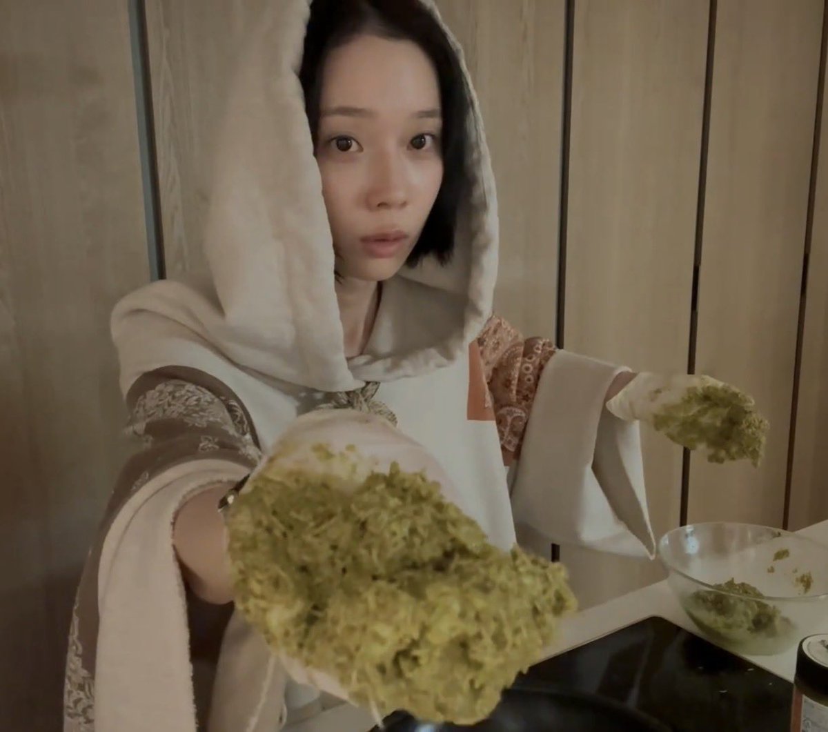 짜파게티아내                                카다이프아내