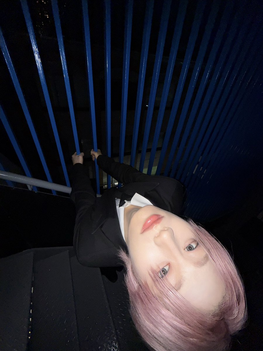 AIMERS_members's tweet image. 날 바라봐 😏😚 

#AIMERS #에이머스 #YOEL #요엘