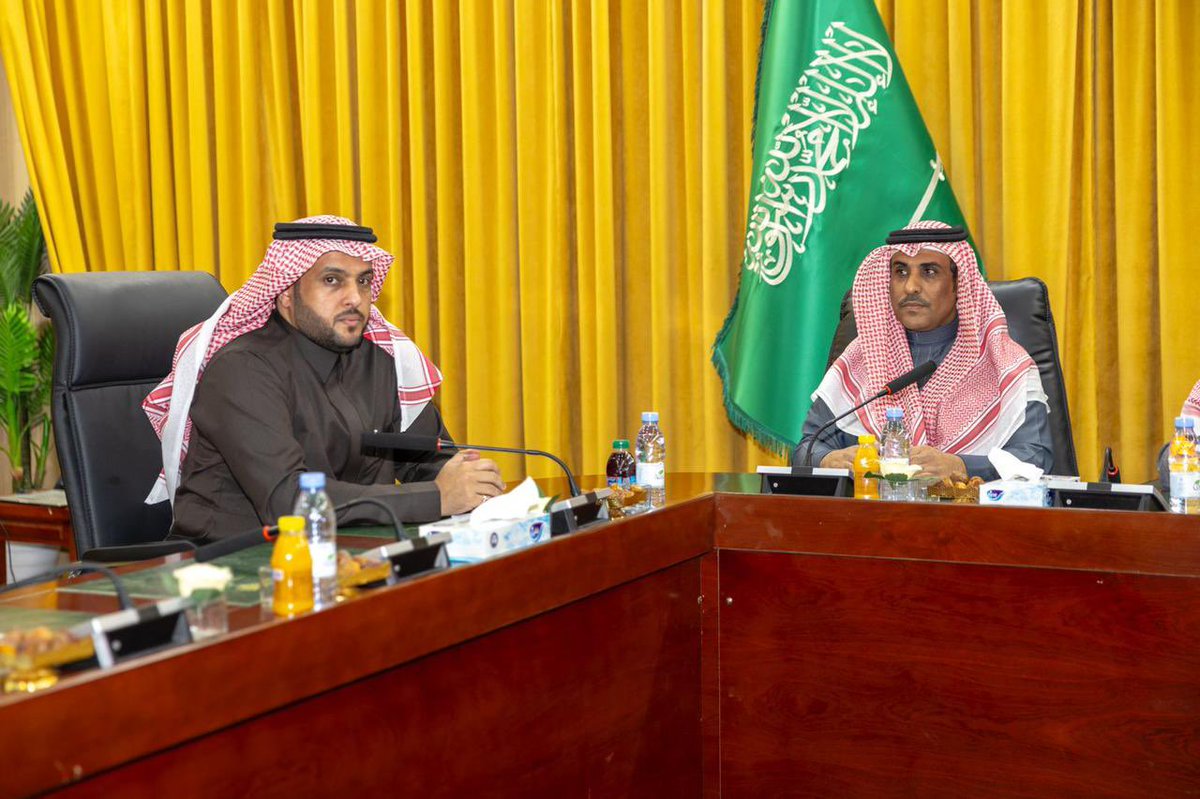 #اجتماع |  

برئاسة سعادة رئيس المجلس الأستاذ/ أحمد بن صالح السويلم عقد مجلس إدارة #غرفة_الشمالية  اجتماعه الثالث عشر (13) اليوم الاثنين الموافق 09-02-2026م وذلك لمناقشة عدد من المواضيع المدرجة على جدول الأعمال.