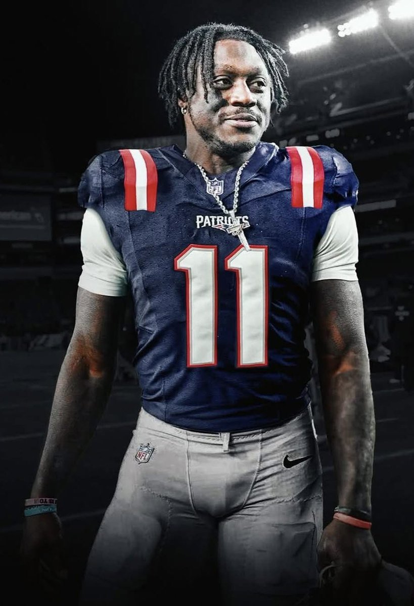 Patriots Drive tweet media