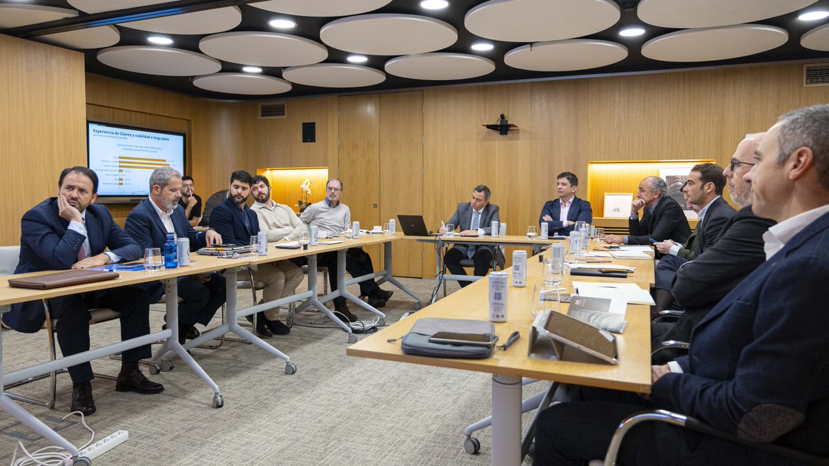 Siemens España tweet media