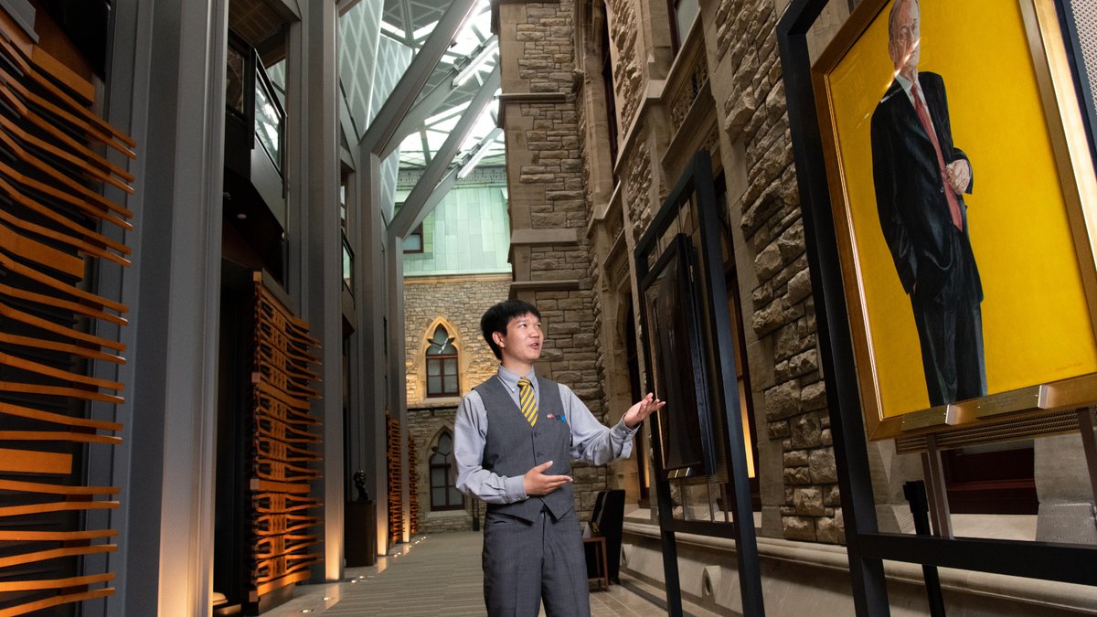 Bibliothèque du Parlement tweet media