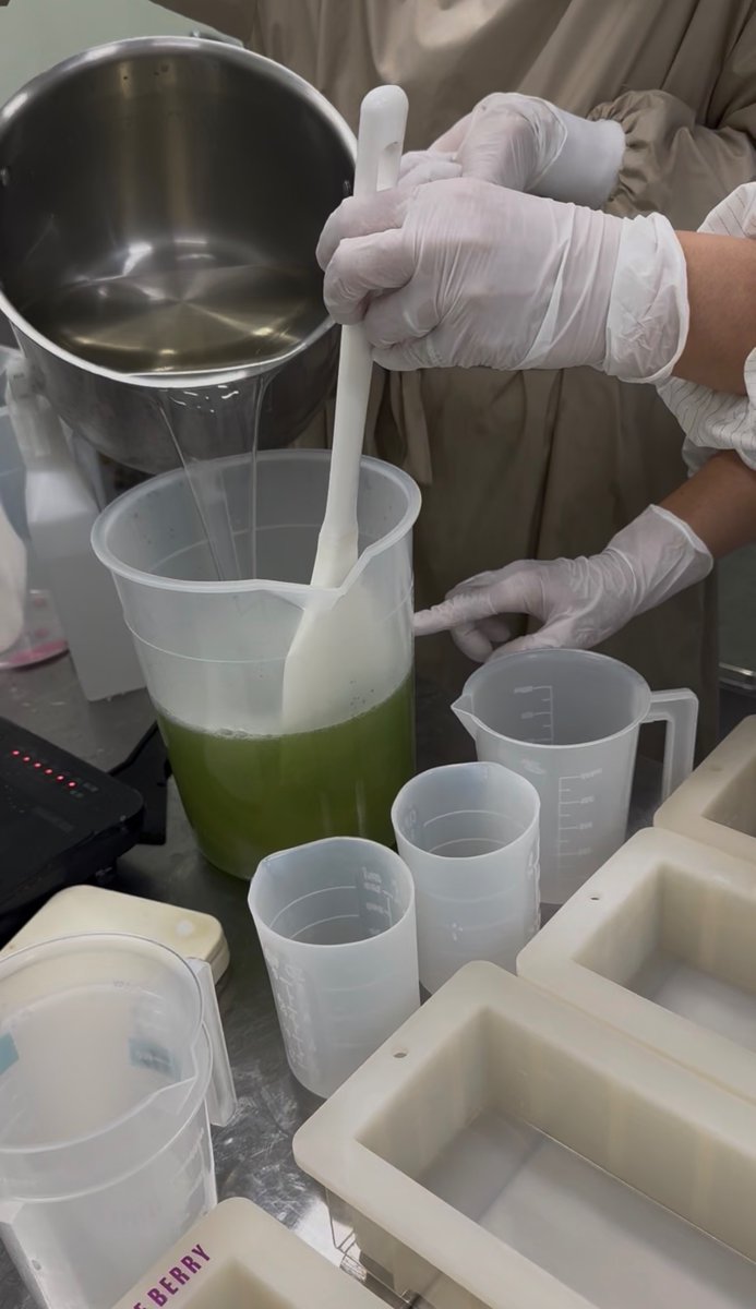 森石鹸 tweet media