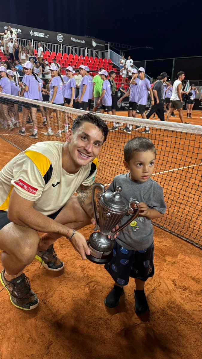 camilougo's tweet photo. Linda semana!
BIcampeon en Rosario❤️🏆
Gracias a los míos https://t.co/BvEex4fjXs