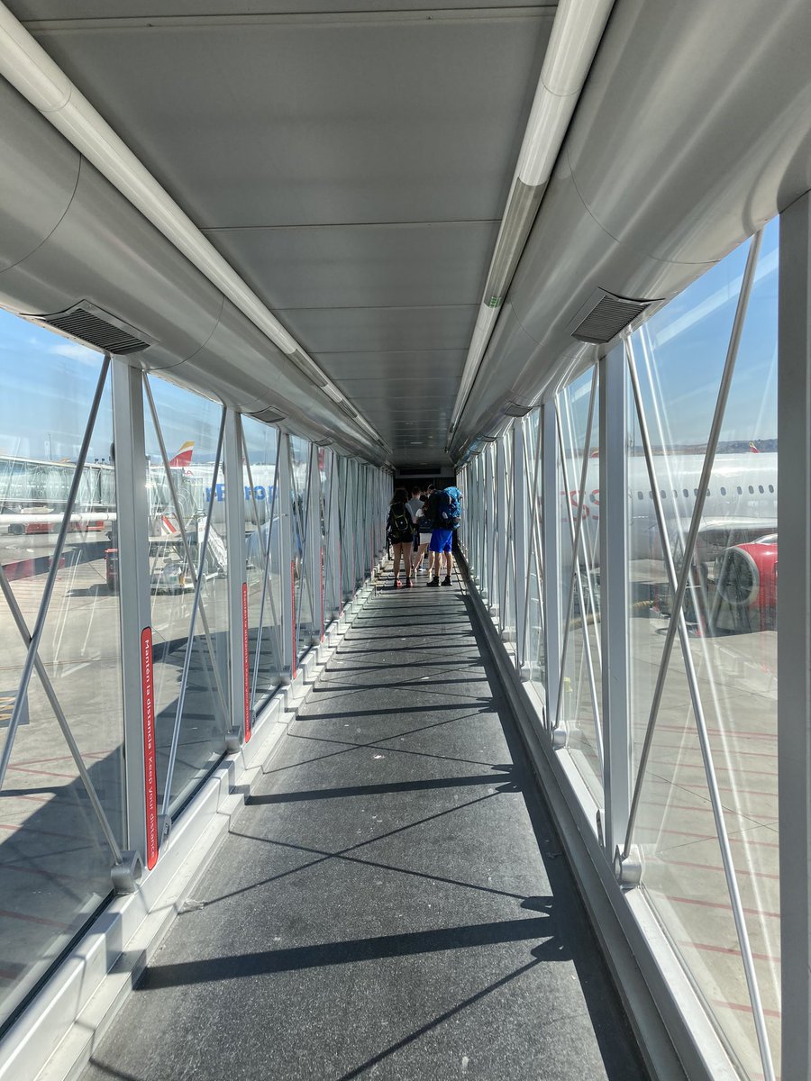 cruzar por estos pasillos es de las mejores sensaciones que existen, 0 dudas