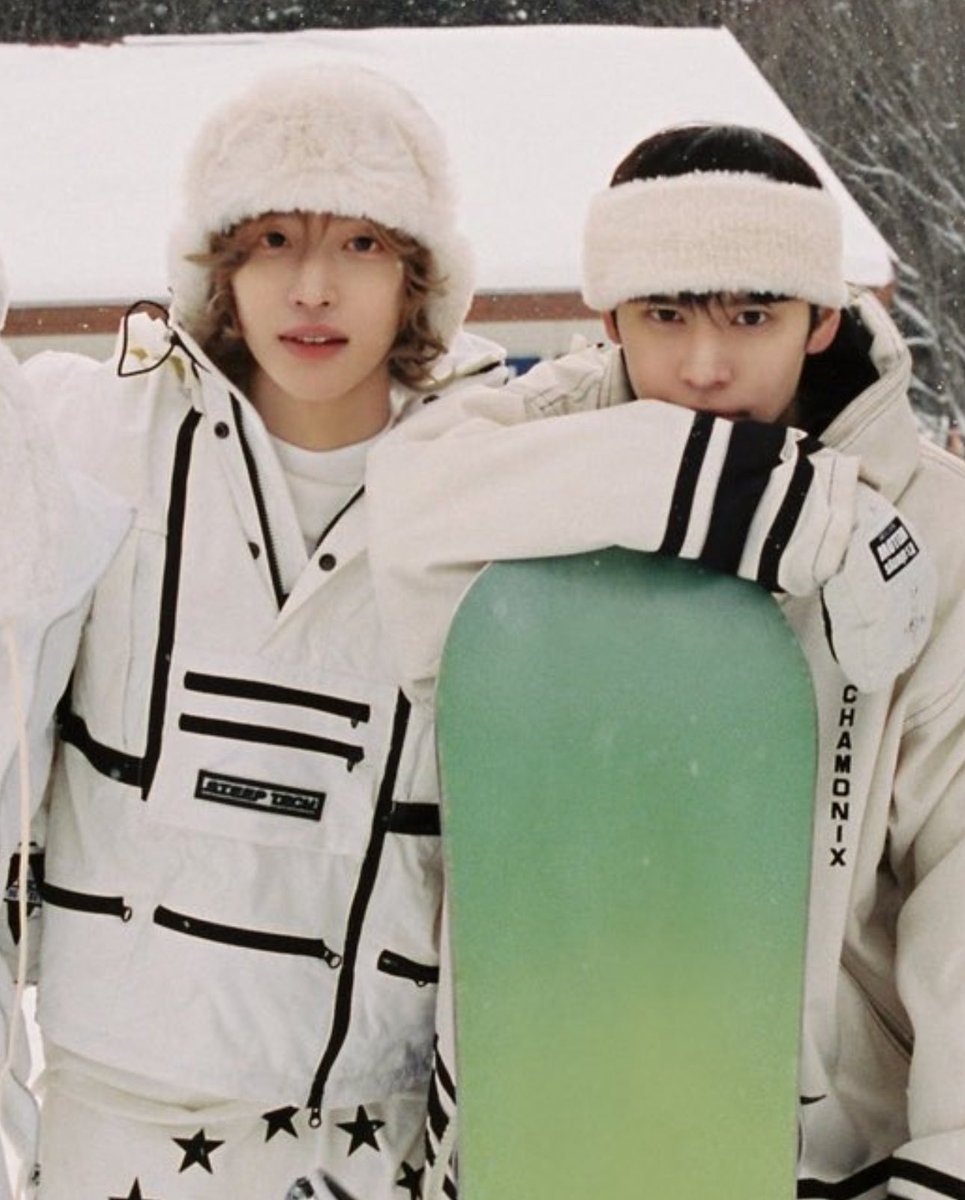 bouquetbabe's tweet image. คู่รักนักสกี