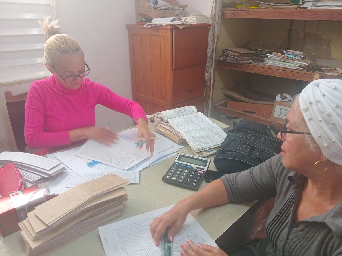 La Direccion Provincial de Comercio apoyando el trabajo en las oficodas de base
#PorLasTunasLaVictoria