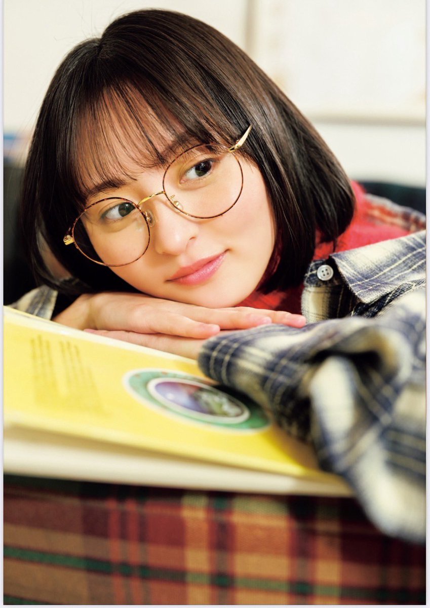 本日発売】サンデー11号表紙＆巻頭グラビアは、#乃木坂46 遠藤さくら