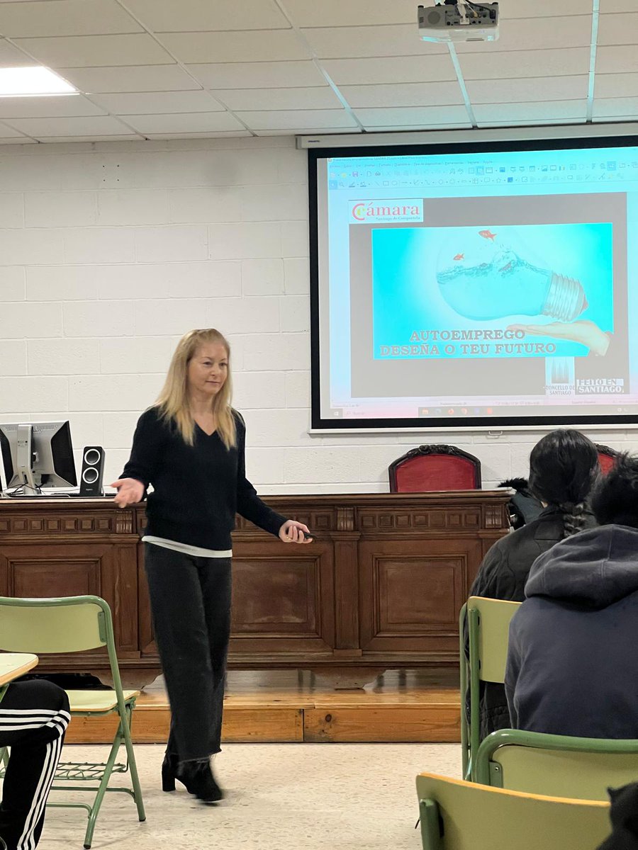 CamaraCompostela tweet media