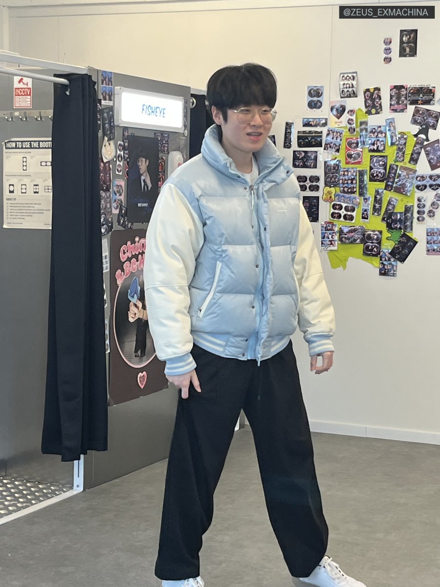 ZEUS_EXMACHlNA's tweet image. 