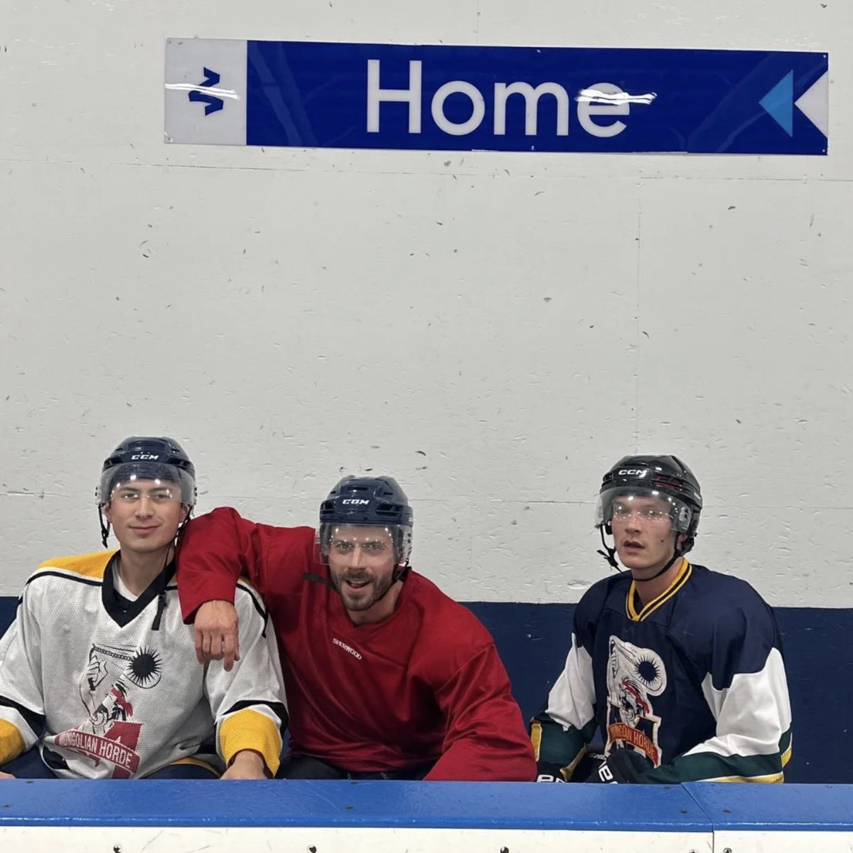 ‘Heated Rivalry’ creator Jacob Tierney says he refuses to engage in online fandom drama: 

“The segment of the fandom that have become toxic and saying horrible things about my actors and about characters and demanding I do things to either denounce or stand up for some imaginary