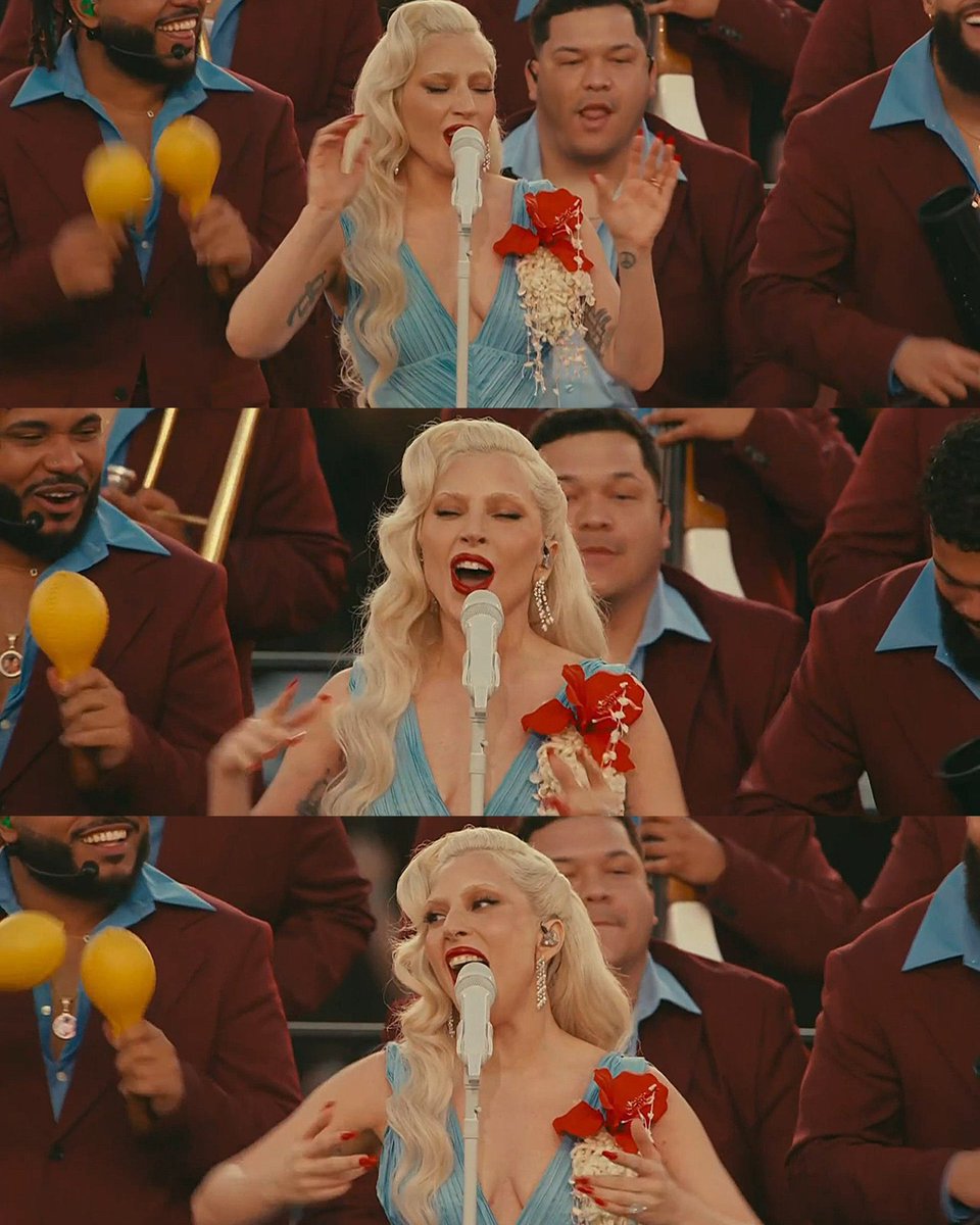 Une semaine sépare les deux performances. Lady Gaga est unique et on l’aime pour ça ! #GRAMMYs #SuperBowl