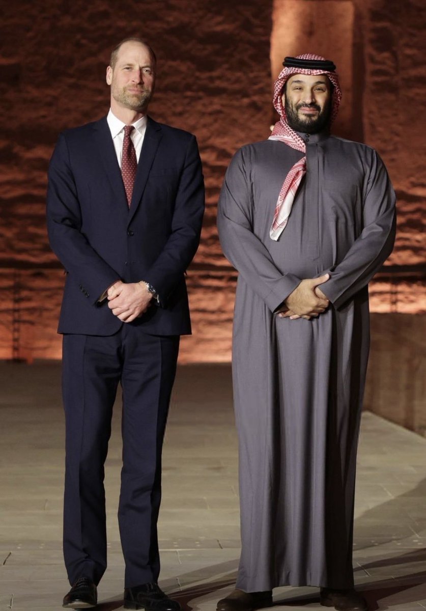 لبنى الخميس tweet media