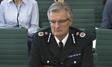 ImtiazMadmood's tweet image. In Rotherham two girls aged 11 and 12 were found by the Police in a house full of Asian Migrants.

They were drunk and being raped by them.

The head of South Yorkshire Police admitted that the White Girls were then arrested for being 'drunk and disorderly'.

Nothing happened to…