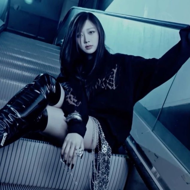 JESELLE 💙 tweet media