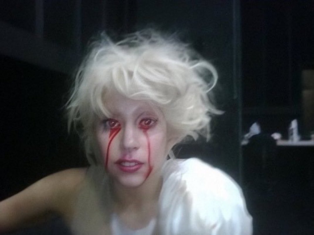 Lady Gaga webcam selfie, 2009