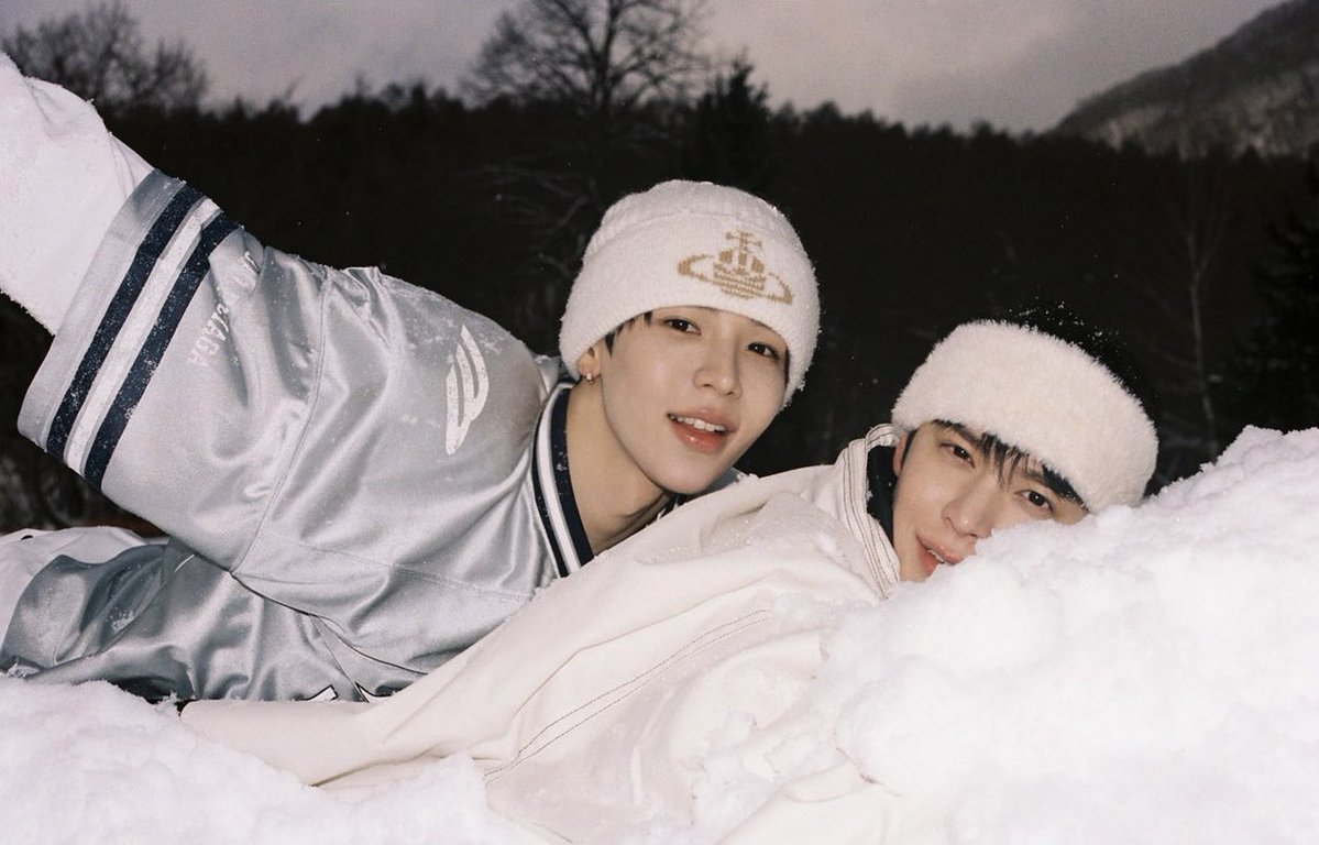 ds_zip's tweet image. 조금 더 고화질 버전📸