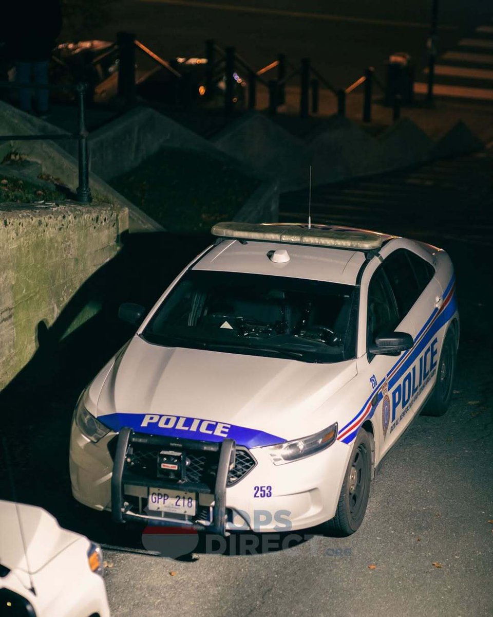 CopsDirect's tweet image. Law enforcement officers deserve the tools to protect themselves and others in medical emergencies. Day or night. Cops Direct makes that happen. Join us and donate at copsdirect.org. #cops #police #lawenforcement #firstresponders #donate