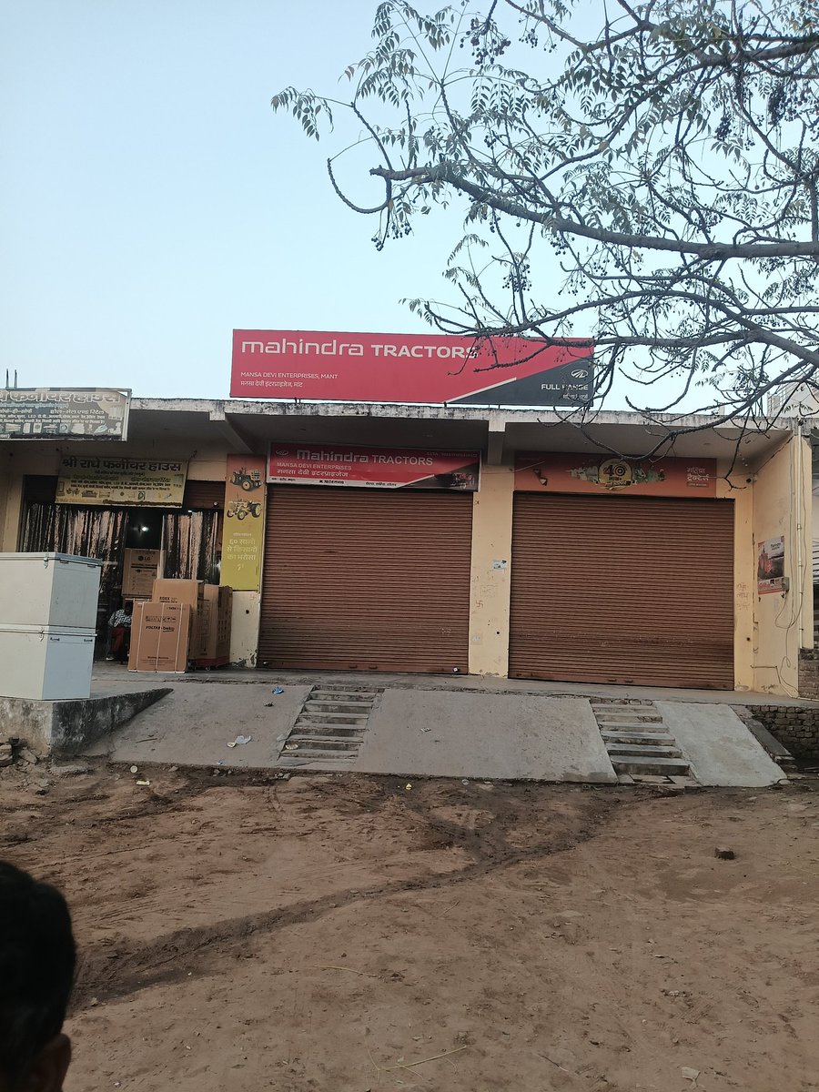 devraghav78's tweet photo. @MahindraRise 

Dear Mahindra Tractor group I found a sensitive metter in sureer mant mathura branch some RC related issues or want money to give us my brother please solve the issues 

PFA

Call me : +91 8527386164 https://t.co/gksyy4LkuK