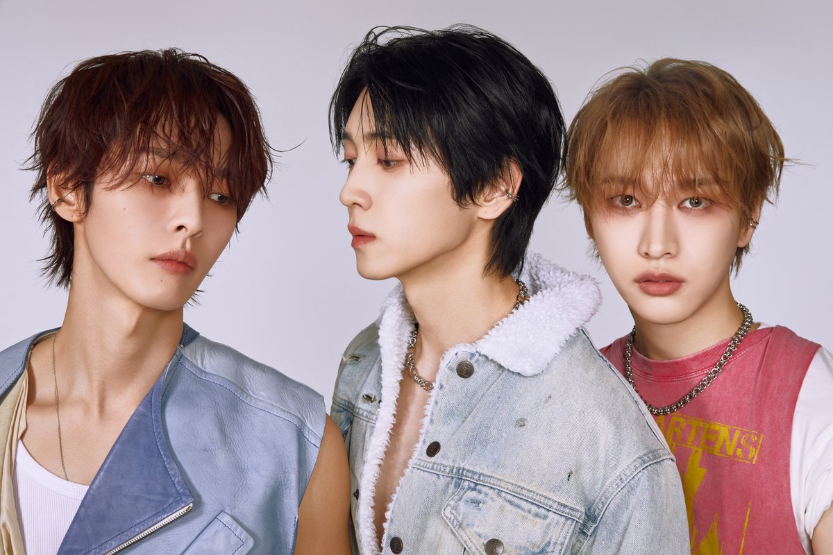 junjikitten's tweet photo. QQQ - QtoresQ Concept Photos (no texts) https://t.co/rmYfIU1CD9