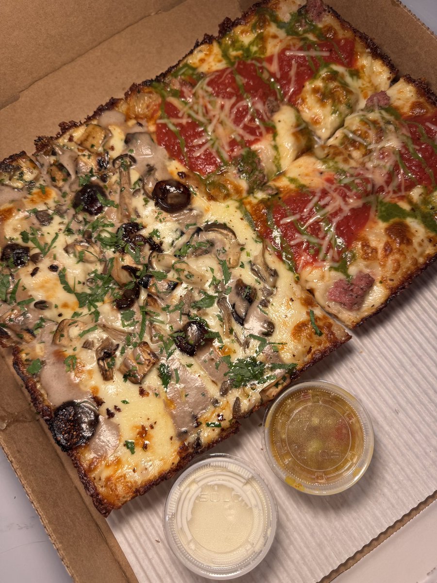 rachel • dc foodie🍒 tweet media