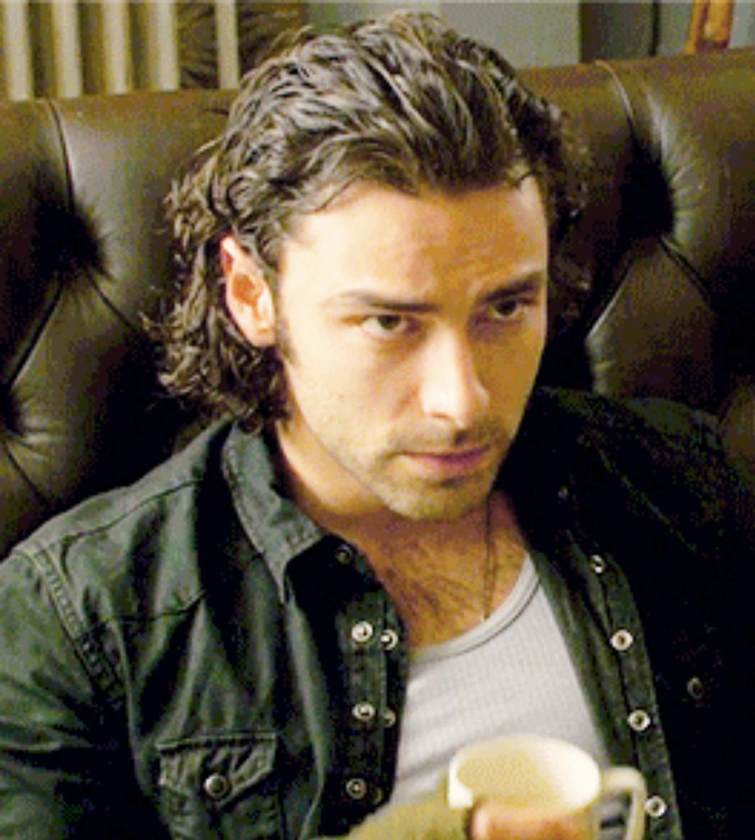 dgraff721's tweet image. Hello everyone! I wish all a wonderful day. #MitchellMonday
#AidanTurner
#BeingHumanUK
(Photo credit to owner)💫❤️