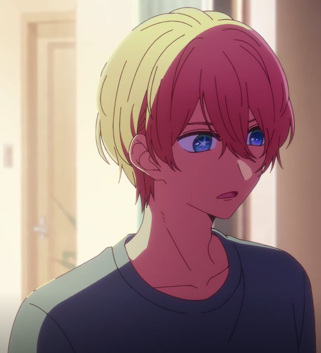 Blu3_Star_Actor's tweet photo. Seeing her all flustered like this was...somehow a little bit cute in a way, as he then looked at her.

"Also if you are free, later today...you wanna hang out? Since it's been a while since we've last hung out." https://t.co/DNbzTbzsyx