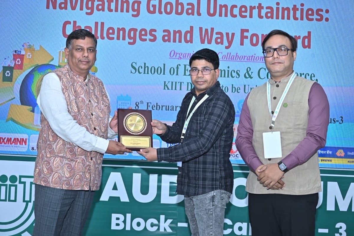 deft_india's tweet photo. Dr. Arabinda Mishra chaired a session at the 58th Annual Conf of the Odisha Economic Association (5–8 Feb) on Navigating Global Uncertainties: Challenges &amp; the Way Forward”
The session featured a keynote by Prof. Praveena Sanjay (WISE, Pune) on Mainstreaming Circular Economy https://t.co/Y0gSw7c9sj