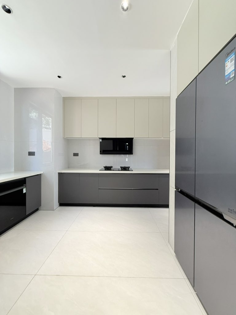 Properties 360 tweet media