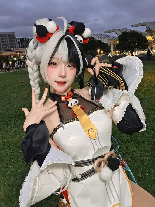 Twitterのコスプレ画像13