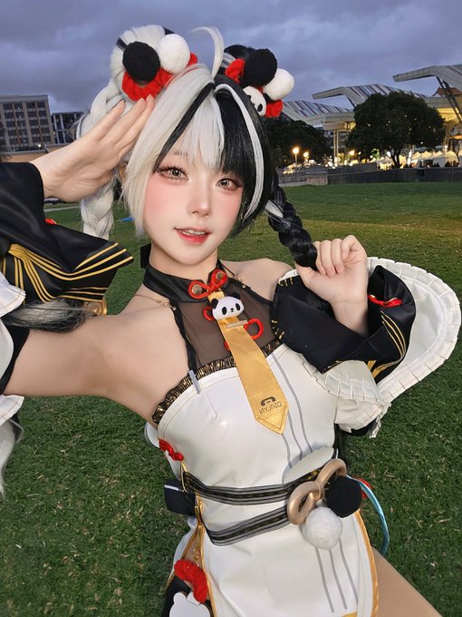 Twitterのコスプレ画像14