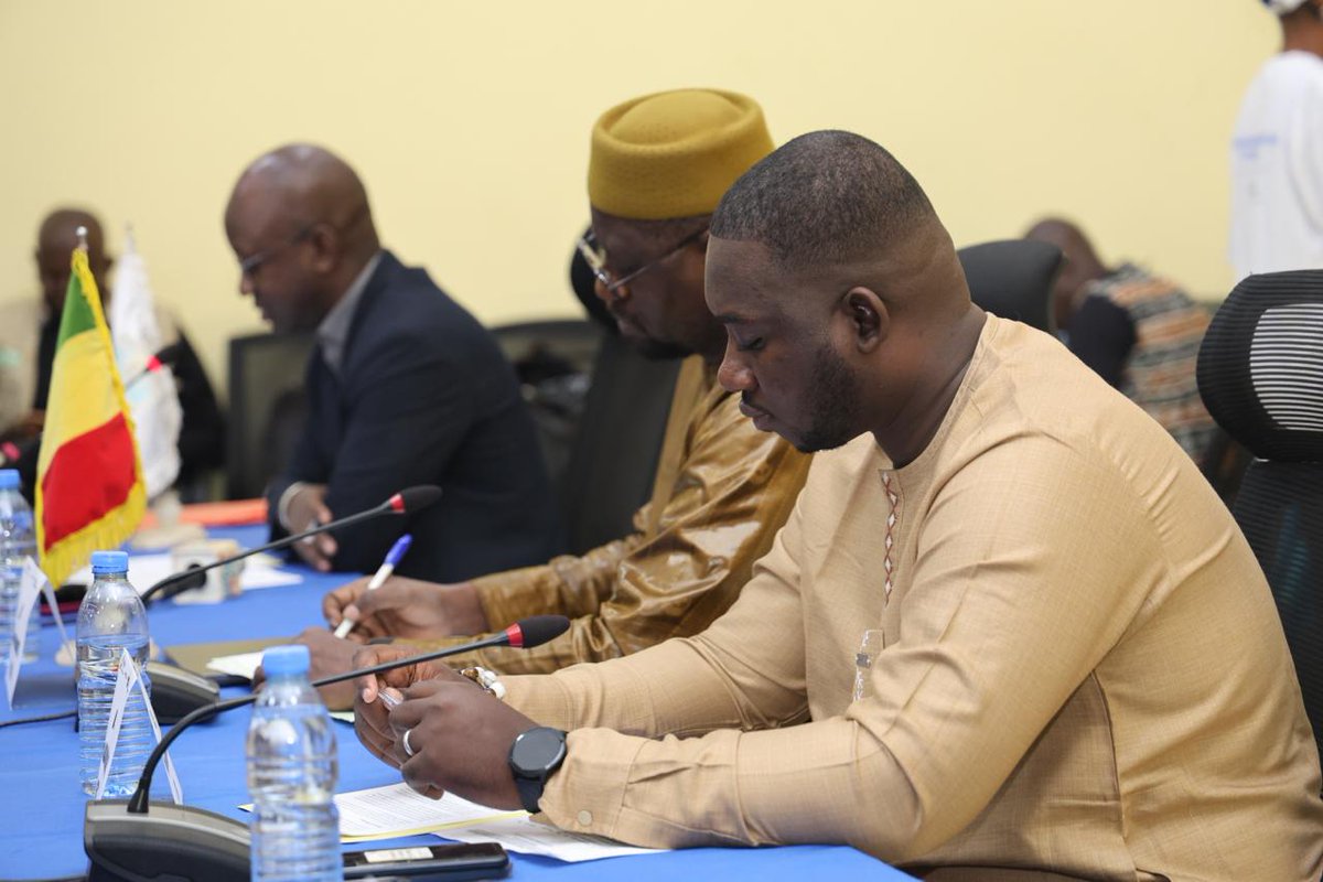 Search for Common Ground Mali tweet media