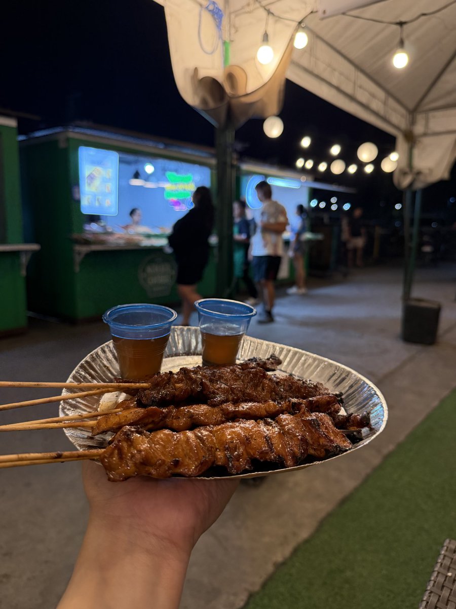 bhongsantos's tweet photo. Establishing a monday routine, motivated by chicken breast barbecue mukbang  after running😁
#daddydoc https://t.co/q4nZbWeP8O