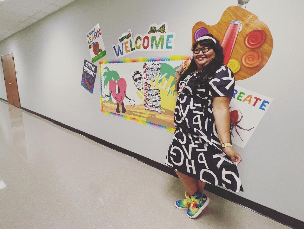 mrs. lopez taylor tweet media