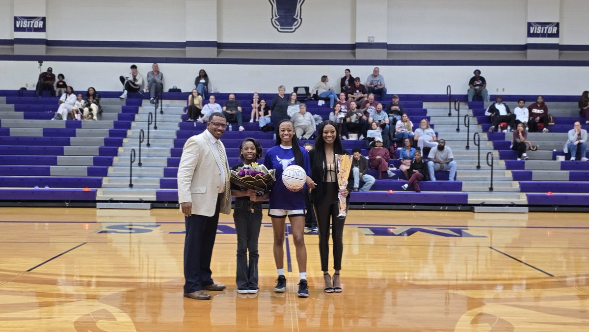 MrhsGirls_Bball's tweet photo. Nothing but pride for our seniors. The time, effort, and heart you gave this program will never be forgotten. Thank you for everything. Class of 2026 💜🤍 #ALLINFAMILY #CREATEC.H.A.O.S.  #NOTHINGLESS #MORTONMADE #HornsUp https://t.co/d1Vwck84Xa