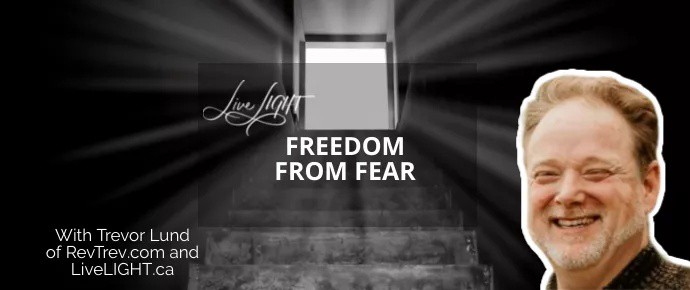 revtrev's tweet image. Neither death nor life, neither angels nor demons,  neither our fears for today nor our worries about tomorrow—not even the powers of hell can separate us from God’s love.

Read more 👉 lttr.ai/AoBLz

#FreedomfromFear #overcomingfear #PerfectLove