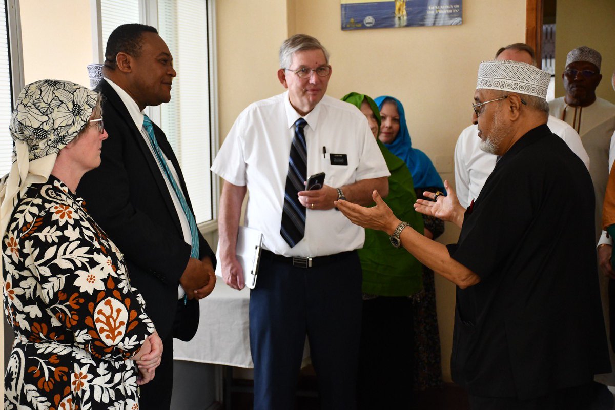 This morning, members of The Church of Jesus Christ of Latter-day Saints paid a courtesy call to Jamia Mosque Nairobi, where they were warmly received and taken on a guided tour of the mosque. The visit promoted interfaith understanding, mutual respect, and meaningful dialogue
