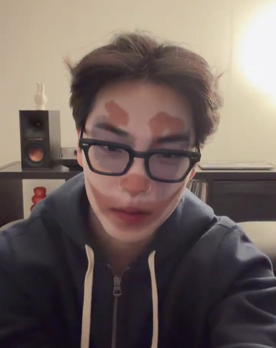 22xample's tweet image. 오늘의 컵흘 필터