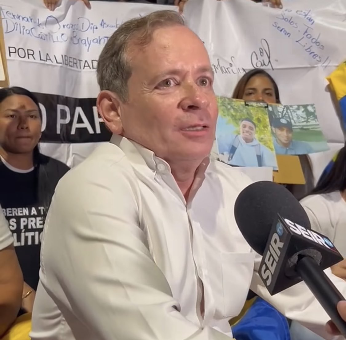 Lo de <a href="/JuanPGuanipa/">Juan Pablo Guanipa</a> es inaceptable, esta gente sabe que están de salida y siguen cometiendo errores que los hunden más en la culpabilidad de 26 años de opresión, a un pueblo q solo quiere libertad, democracia y paz.  LA NUEVA GEOMETRÍA DEL PODER se debe imponer.