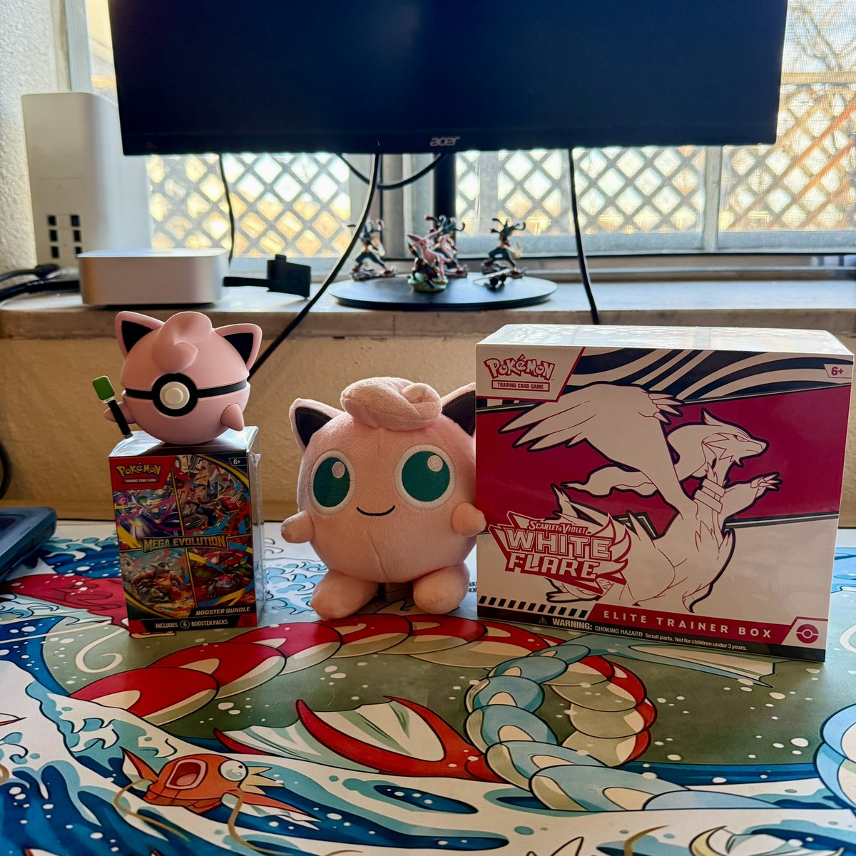 Gpuff 🌞

We finally crossed 1,000 followers!👑

To celebrate, we’re doing a sealed giveaway:
🎁 1× White Flare ETB
🎁 1× Mega Evolution Booster Bundle

To enter:
🔸 Like
🔸 Repost
🔸 Comment
Winners chosen in 1 week! 

Choose cards or cash prize (USDC) 💸

For the Kingdom 🧱