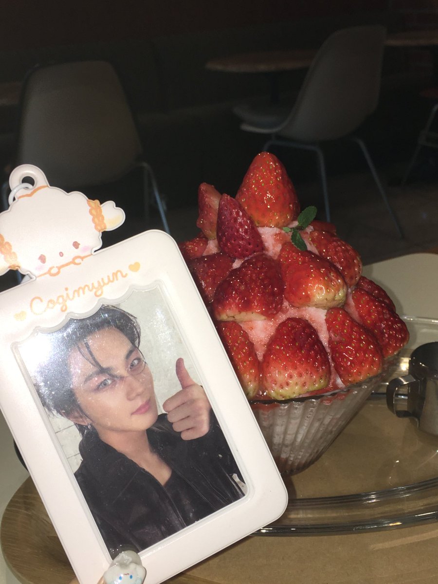 샤오롱 tweet media