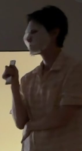 #큥이버블  #백현버블 
백현아 마스크팩이 떨어져요~귀여워～