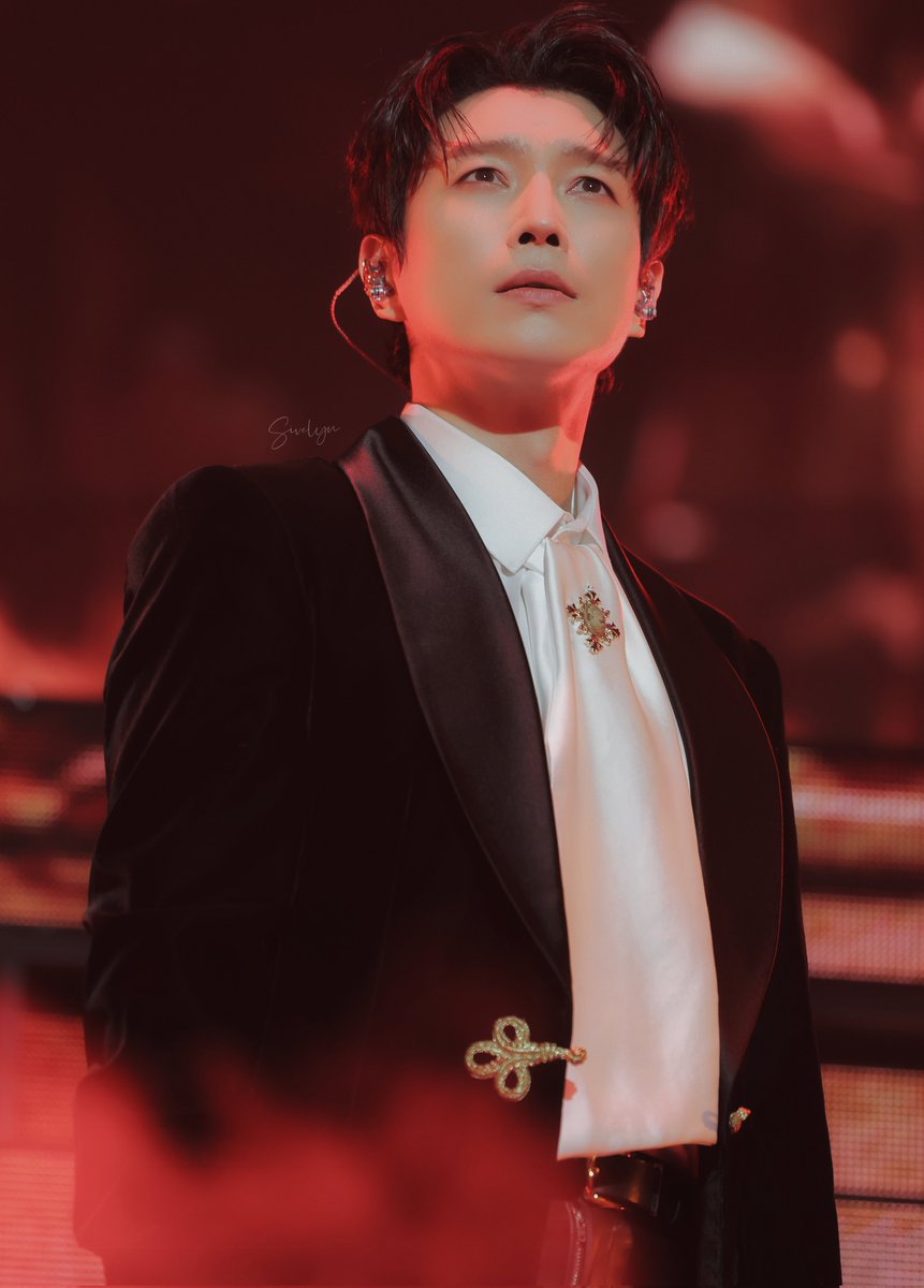 Sivelyn_fore's tweet image. 260208 THE LEGACY IN BUSAN 일콘

𝕲𝖔𝖉 𝕾𝖆𝖛𝖊 𝖀𝖘...

#포레스텔라 #배두훈 #forestella