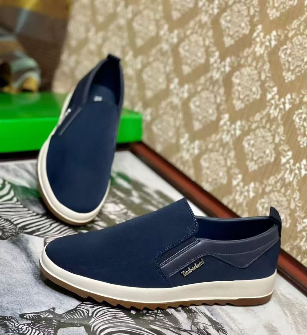 Men’s shoes — new arrival
Available in Blue, Black &amp; Brown

Price: ₦32,000
Sizes: 40–46
Delivery: 3–5 working days nationwide

DM to order 📦