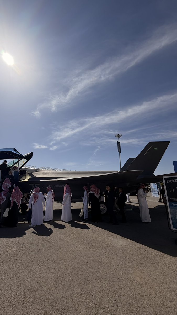 آخ، وقتها الشمس سببت لي دوار وكان زحمة بس على الأقل شفتها